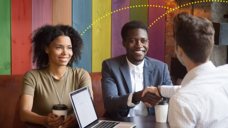 Culture de travail « non raciste » ou « antiraciste »