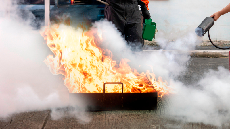 Using Fire Extinguishers in Food Processing and Handling Environments