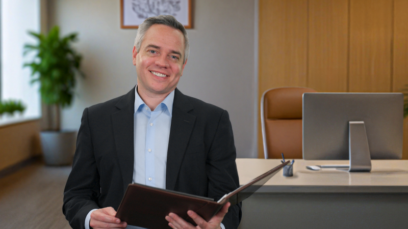 Small Business Banking: Management and Compliance